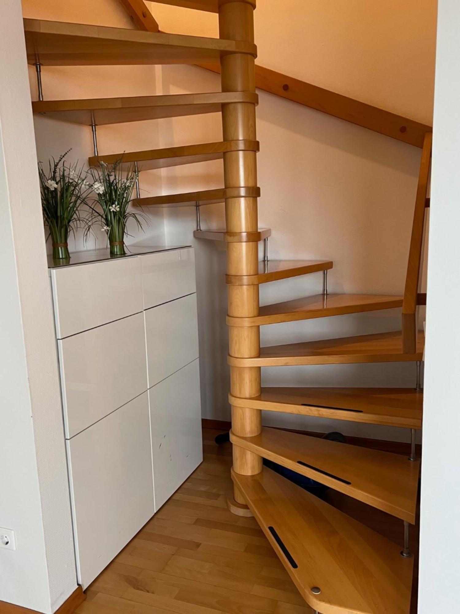 Grosszuegige, Zentrale Ferienwohnung In Leer Exteriör bild