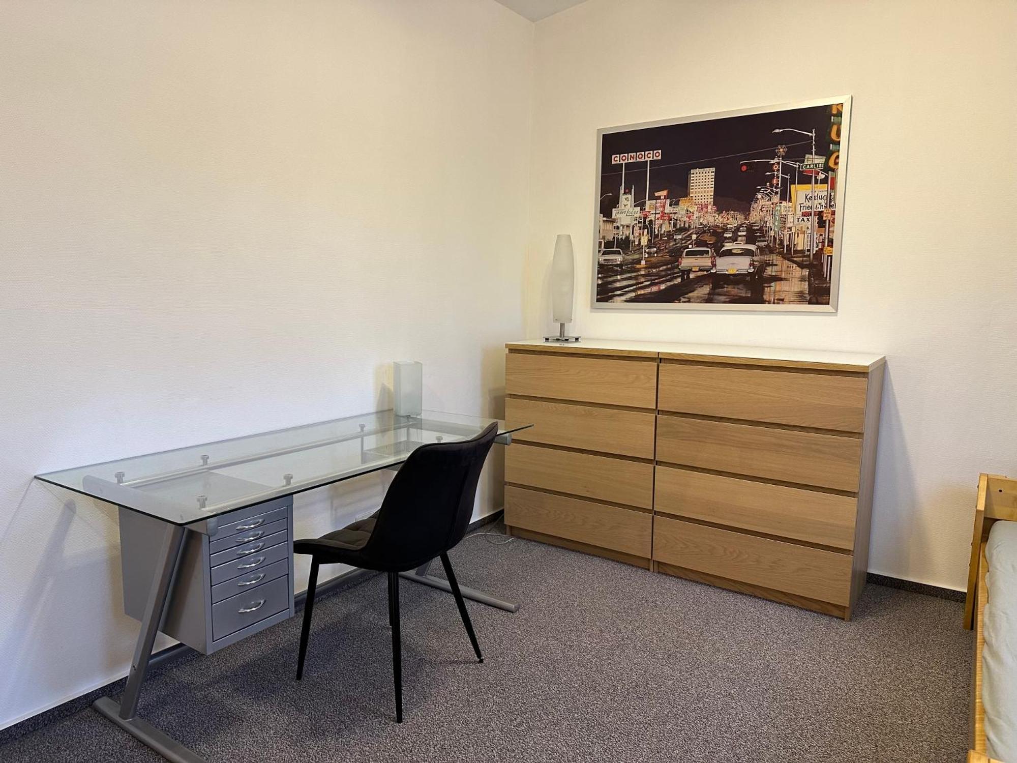Grosszuegige, Zentrale Ferienwohnung In Leer Exteriör bild